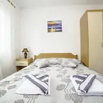 In With Sea View, Balcony, Air Conditioning Wifi 4936-1 -2 -3 Appartamento