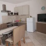 Appartamento In With Sea View, Balcony, Air Conditioning Wifi 4936-1 -2 -3