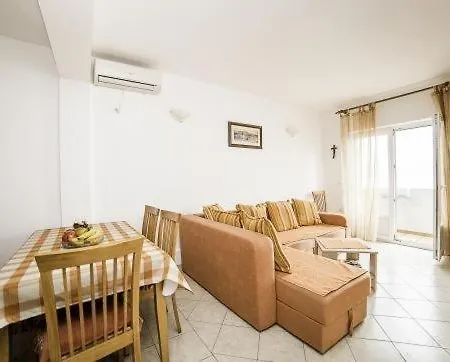 Apartment In Povlja With Sea View, Balcony, Air Conditioning Wifi 4936-1 -2 -3